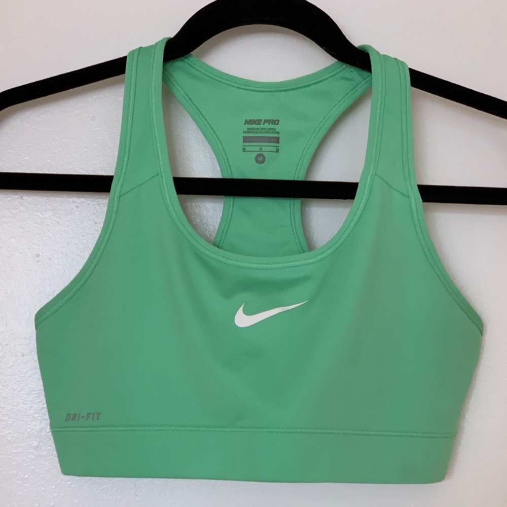 Nike sports bra, green - medium
